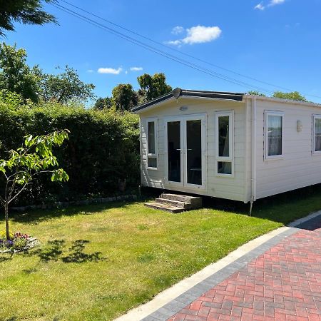 New Forest Hideaway- Self Catering Accommodation Newbridge  Dış mekan fotoğraf