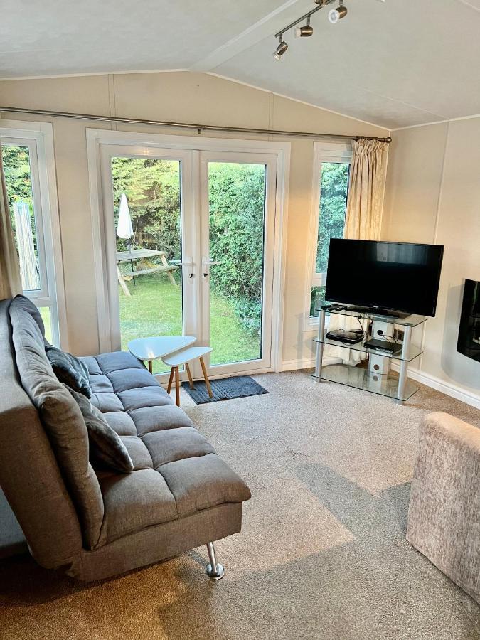 New Forest Hideaway- Self Catering Accommodation Newbridge  Dış mekan fotoğraf